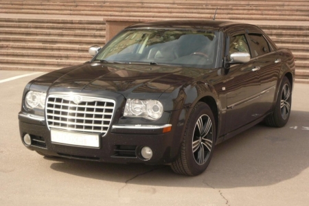 Представительский (VIP авто) Chrysler 300C черный №1