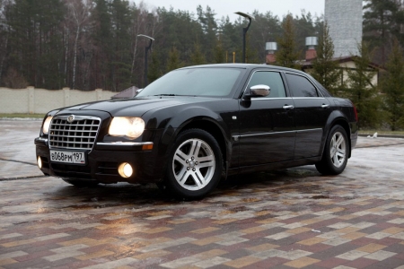 Представительский (VIP авто) Chrysler 300C черный №1